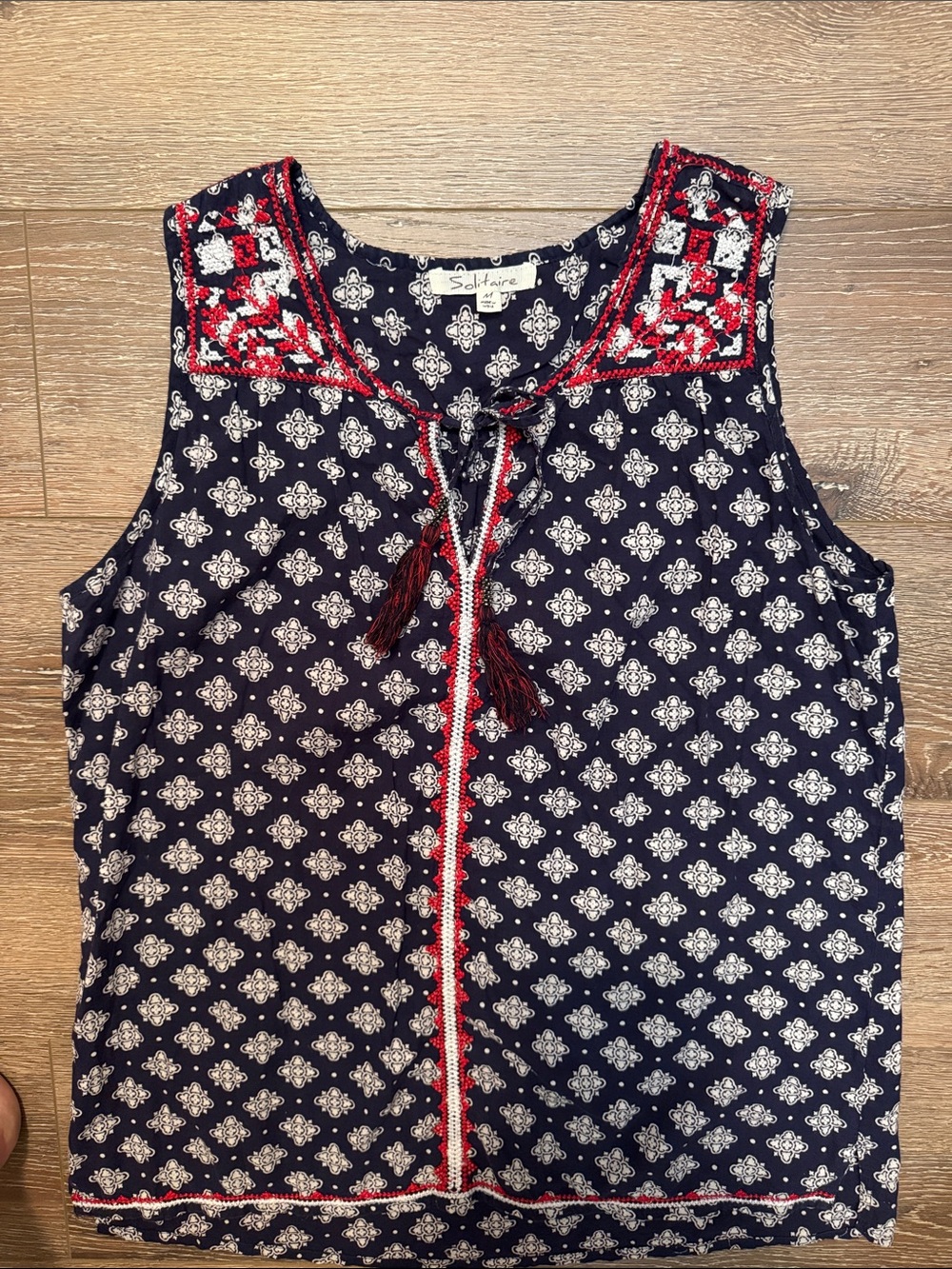Solitaire Navy and White Printed Sleeveless Top with Red Accent - Picture 4 of 9